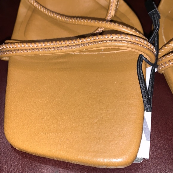 NWT Zara Leather Strappy Sandals - Picture 5 of 16